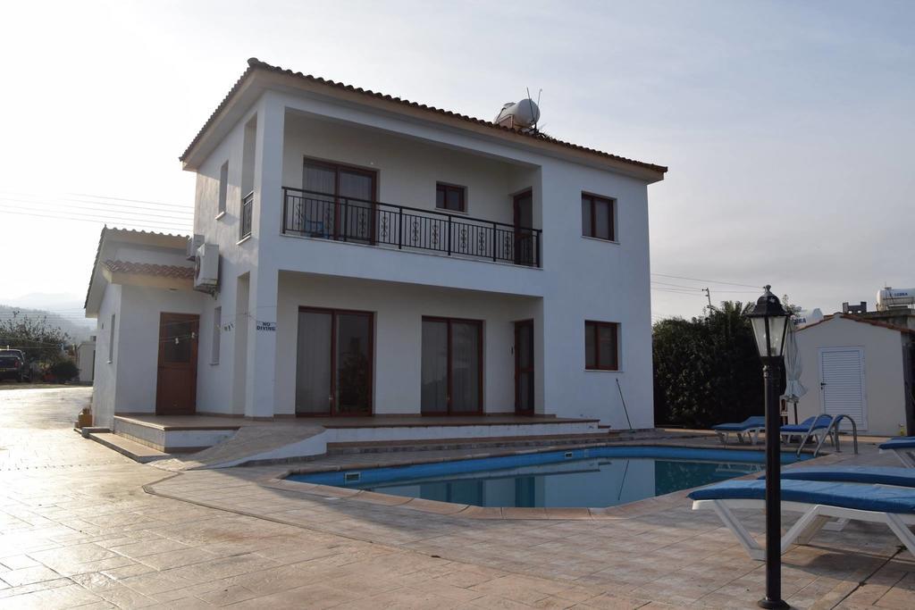 Olgas Villa Agia Marina  Habitación foto